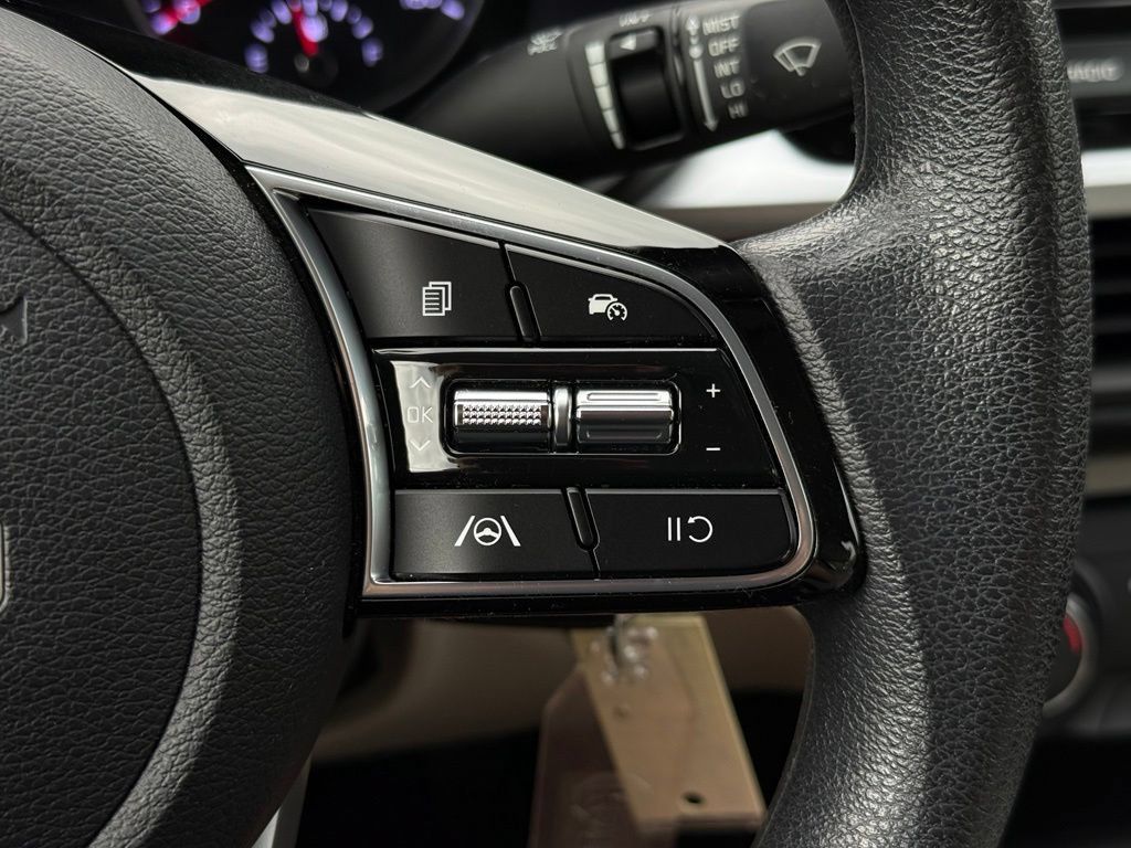 Used 2023 Kia Forte LXS w/ LXS Technology Package FWD image 20