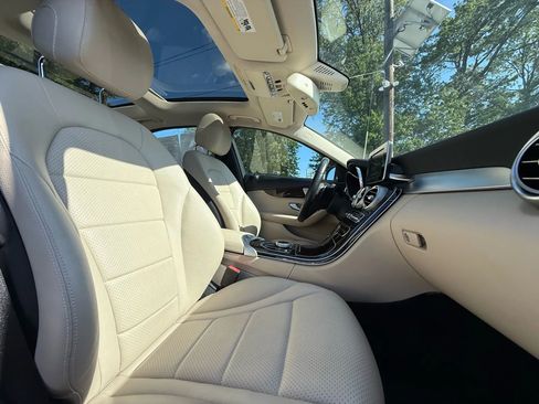 Used 2018 Mercedes-Benz C 300 4MATIC Sedan image 20