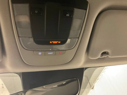 Used 2021 Kia Sorento S FWD image 24