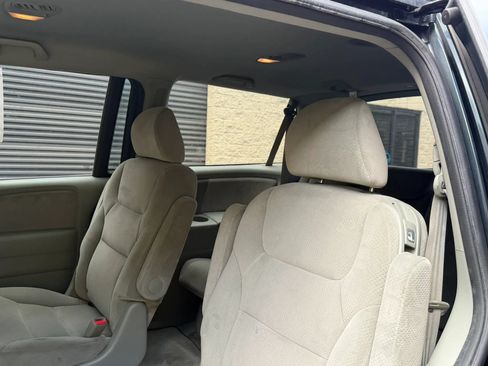 Used 2005 Honda Odyssey LX image 30