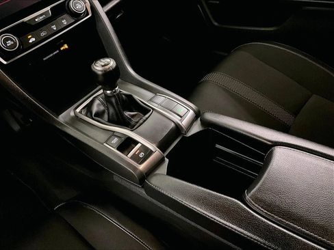 Used 2020 Honda Civic Sport image 16