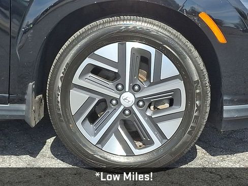 Used 2023 Hyundai Kona SE image 10