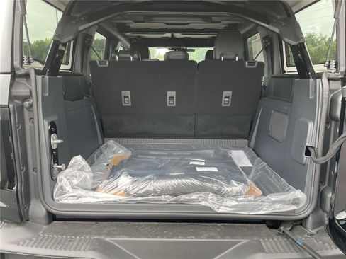 New 2025 Ford Bronco Raptor w/ Interior Carbon Fiber Pack AWD/4WD image 45