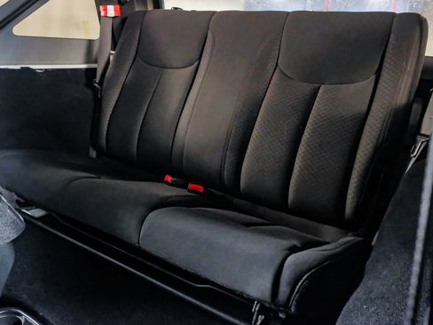 Used 2018 Jeep Wrangler Sport image 28