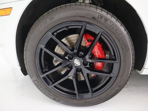 Used 2022 Porsche Macan S image 31