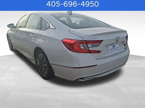 Used 2020 Honda Accord Touring image 3