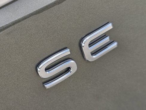 New 2026 Volkswagen Atlas SE FWD image 9