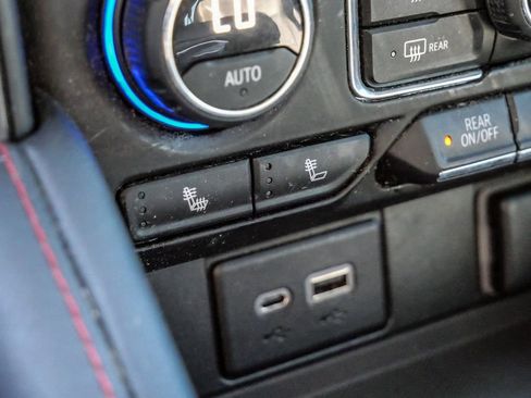 Used 2023 Chevrolet Suburban RST image 32