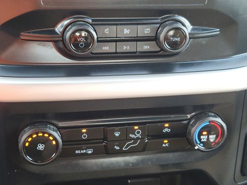 Used 2023 Ford F150 XLT image 19