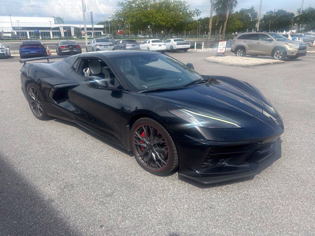 Used 2025 Chevrolet Corvette Stingray Preferred Conv w/ Z51 Performance Package RWD image 3
