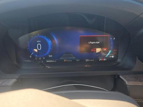 Used 2020 Ford Explorer Platinum w/ Premium Technology Package image 8