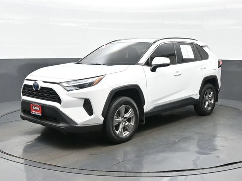 Used 2024 Toyota RAV4 XLE w/ Convenience Package AWD/4WD image 2