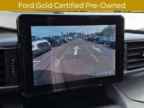 Certified 2023 Ford Explorer XLT w/ Equipment Group 202A AWD/4WD image 21