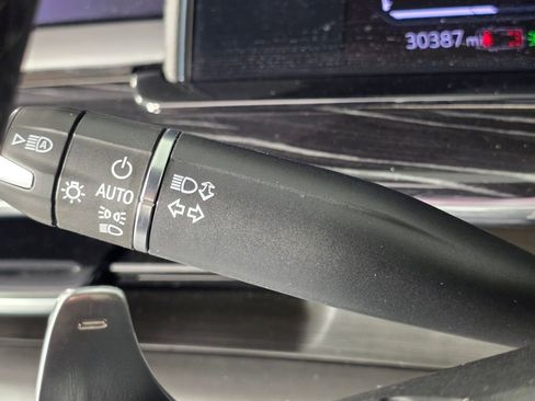 Used 2023 Cadillac Escalade V image 27