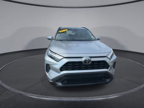 Used 2022 Toyota RAV4 XLE image 4