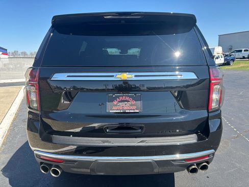 Used 2024 Chevrolet Tahoe Premier w/ Premium Package image 4