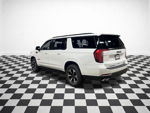 New 2026 GMC Yukon XL AT4 Ultimate AWD/4WD image 6