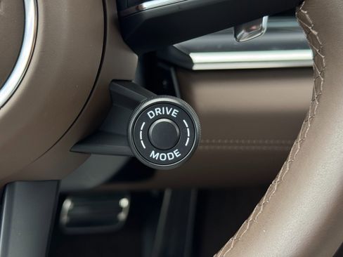 Used 2023 Porsche Panamera 4S image 24