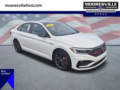 Used 2019 Volkswagen Jetta GLI FWD image 1