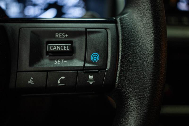 Used 2022 Nissan Rogue SV FWD image 18