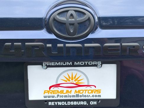 Used 2016 Toyota 4Runner SR5 RWD image 25