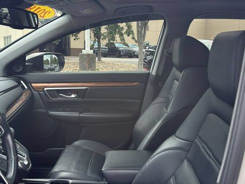 Used 2018 Honda CR-V Touring image 25