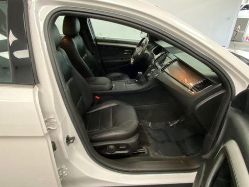 Used 2015 Ford Taurus SEL w/ Equipment Group 201A image 23