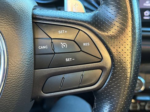 Used 2022 Dodge Durango R/T w/ Blacktop Package image 19