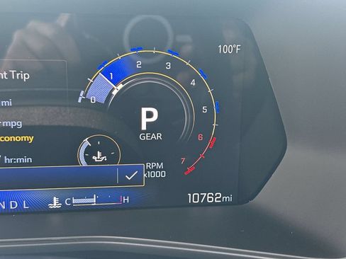 Used 2025 Chevrolet Colorado Trail Boss AWD/4WD image 20