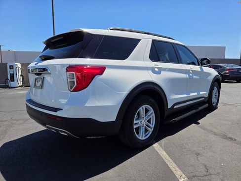 Certified 2023 Ford Explorer XLT w/ Equipment Group 202A RWD image 6