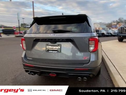 Used 2022 Ford Explorer ST w/ Equipment Group 401A image 9