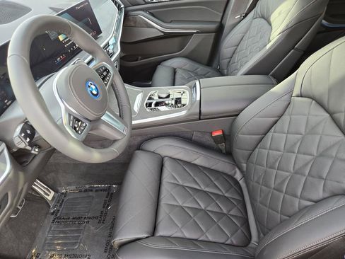 New 2026 BMW X5 xDrive50e w/ M Sport Package image 14