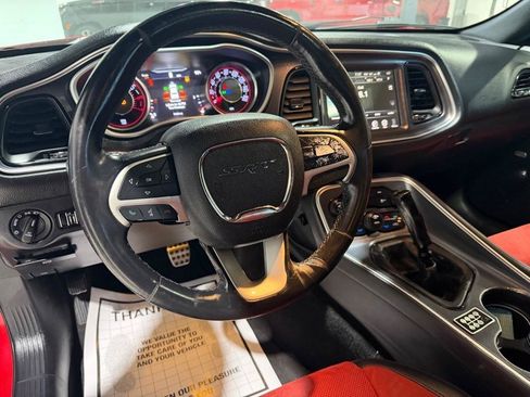 Used 2015 Dodge Challenger R/T Plus RWD image 18