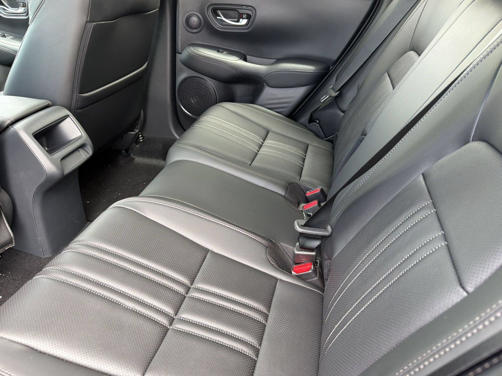 New 2027 Honda HR-V EX-L image 18