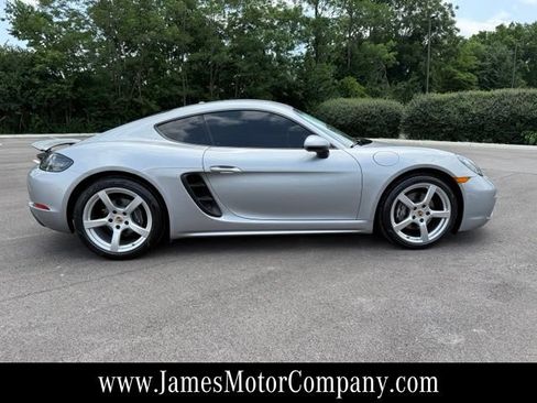 Used 2019 Porsche 718 Cayman RWD image 4