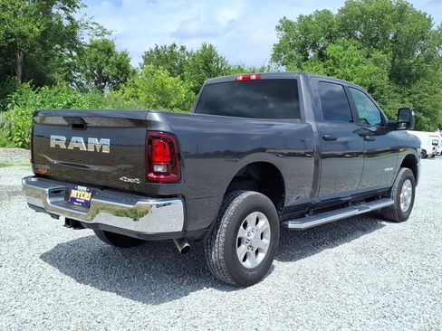 Used 2026 RAM 2500 Big Horn AWD/4WD image 9