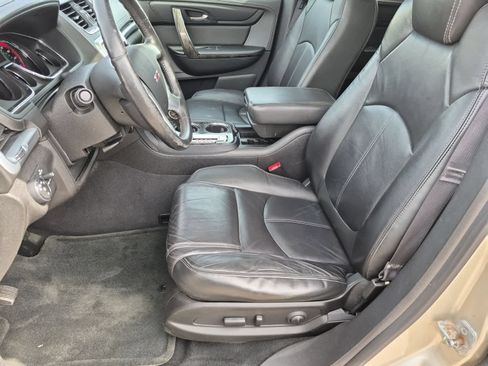 Used 2015 GMC Acadia SLT w/ Open Road Package FWD image 15