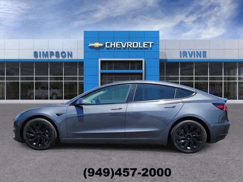 Used 2023 Tesla Model 3 Standard Range RWD image 5