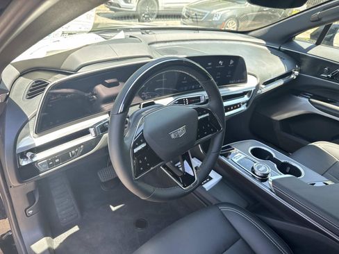New 2026 Cadillac Lyriq Signature Sport RWD image 21