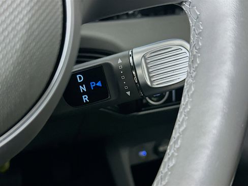 Used 2024 Hyundai Ioniq 5 SEL image 25