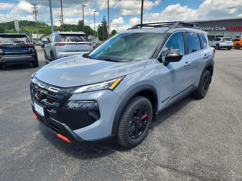 New 2026 Nissan Rogue SV AWD/4WD image 4