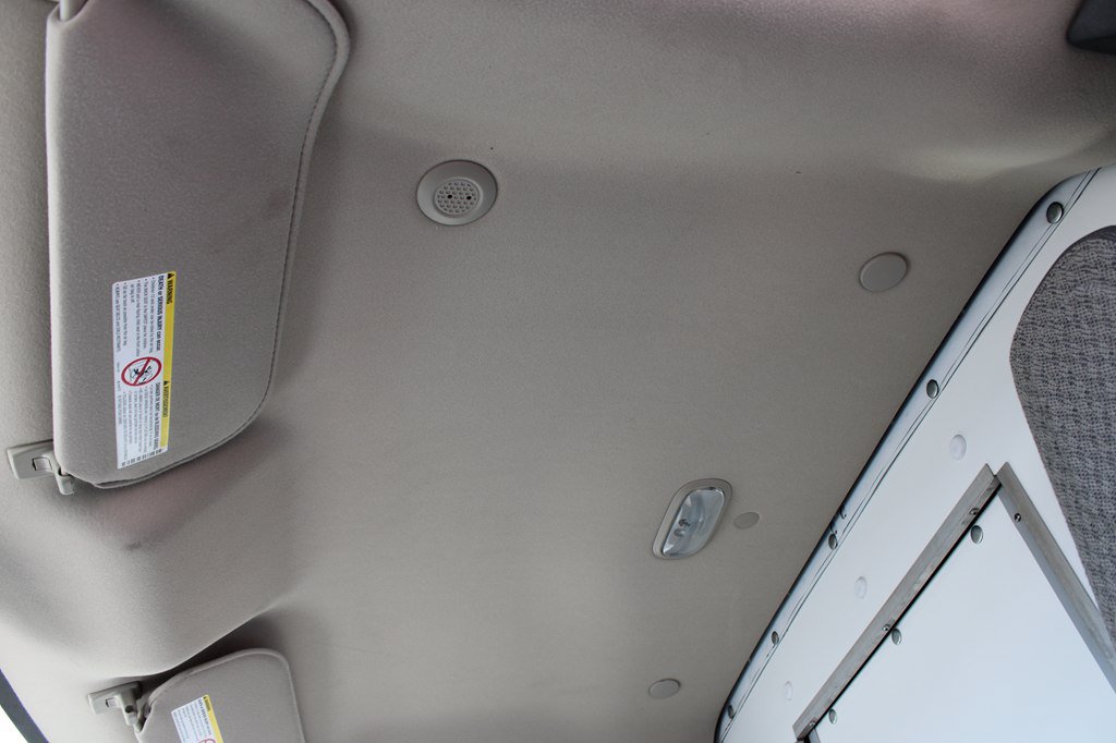 Used 2022 Chevrolet Express 3500 w/ Power Convenience Package RWD image 21