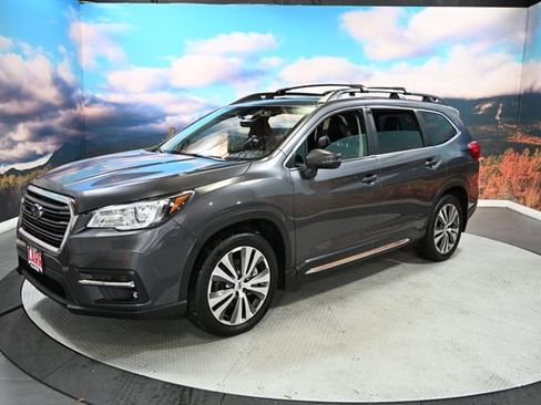 Used 2022 Subaru Ascent Limited w/ Technology Package image 4