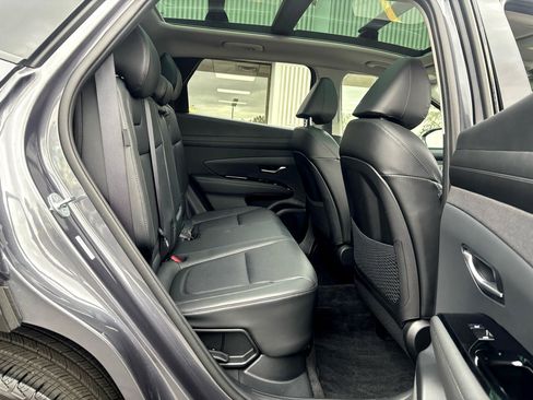 Used 2025 Hyundai Tucson Limited image 20