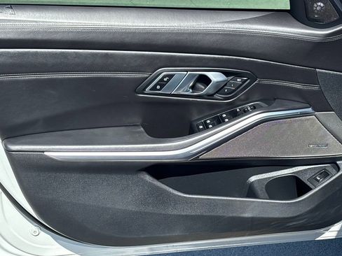 Used 2022 BMW M3 Competition w/ M Carbon Exterior Package image 15