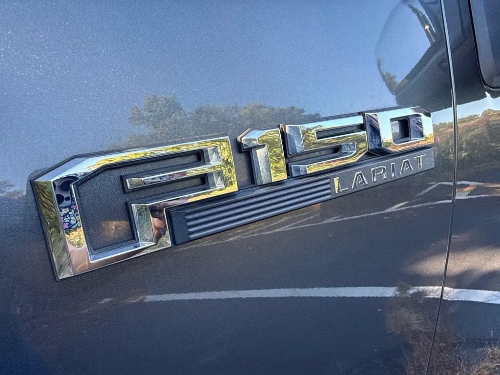 Used 2016 Ford F150 Lariat w/ Equipment Group 502A Luxury RWD image 44