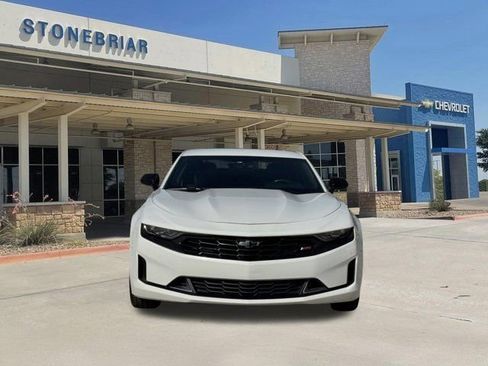 Used 2020 Chevrolet Camaro LT w/ RS Package image 9
