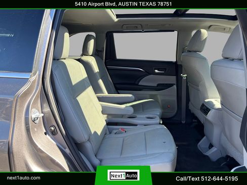 Used 2016 Toyota Highlander Limited Platinum image 36