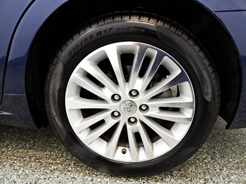 Used 2015 Toyota Avalon XLE Premium image 20