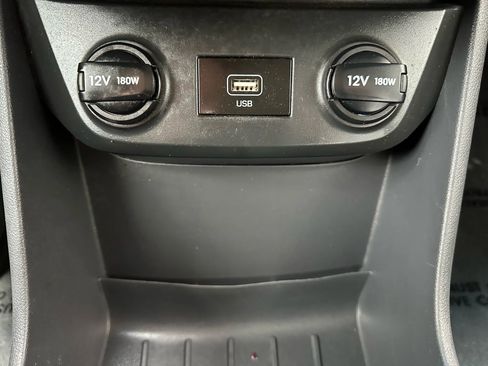 Used 2020 Hyundai Ioniq SE image 18